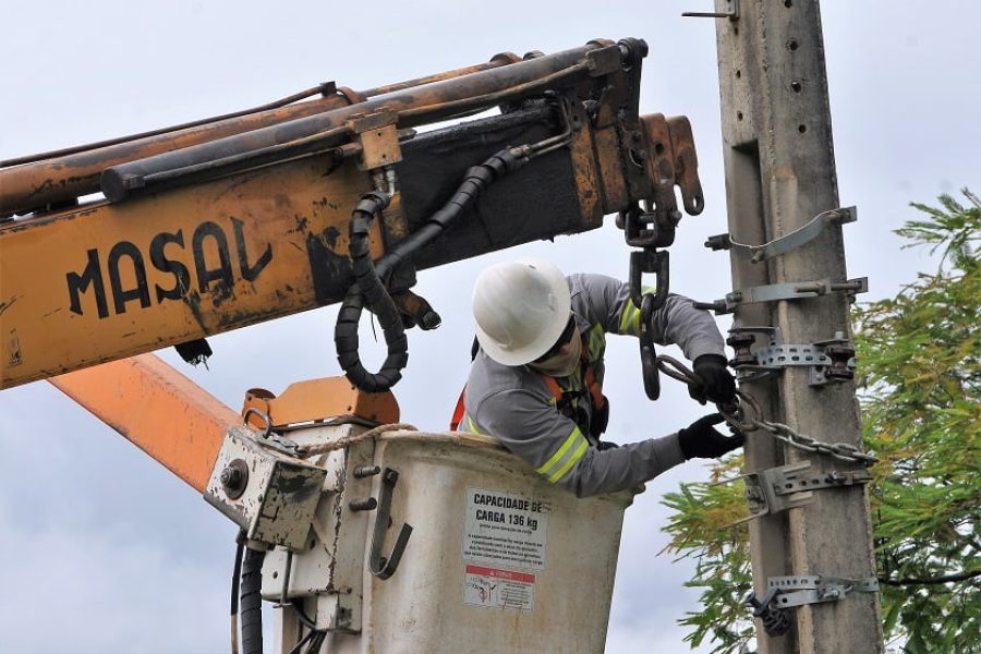 Manutenção-rede-elétrica_Foto-Arquivo-Argência-Brasília